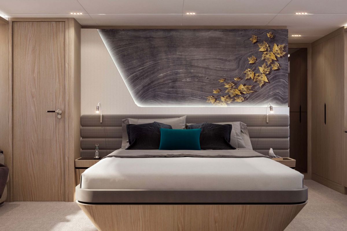 MAJESTY 72 yacht