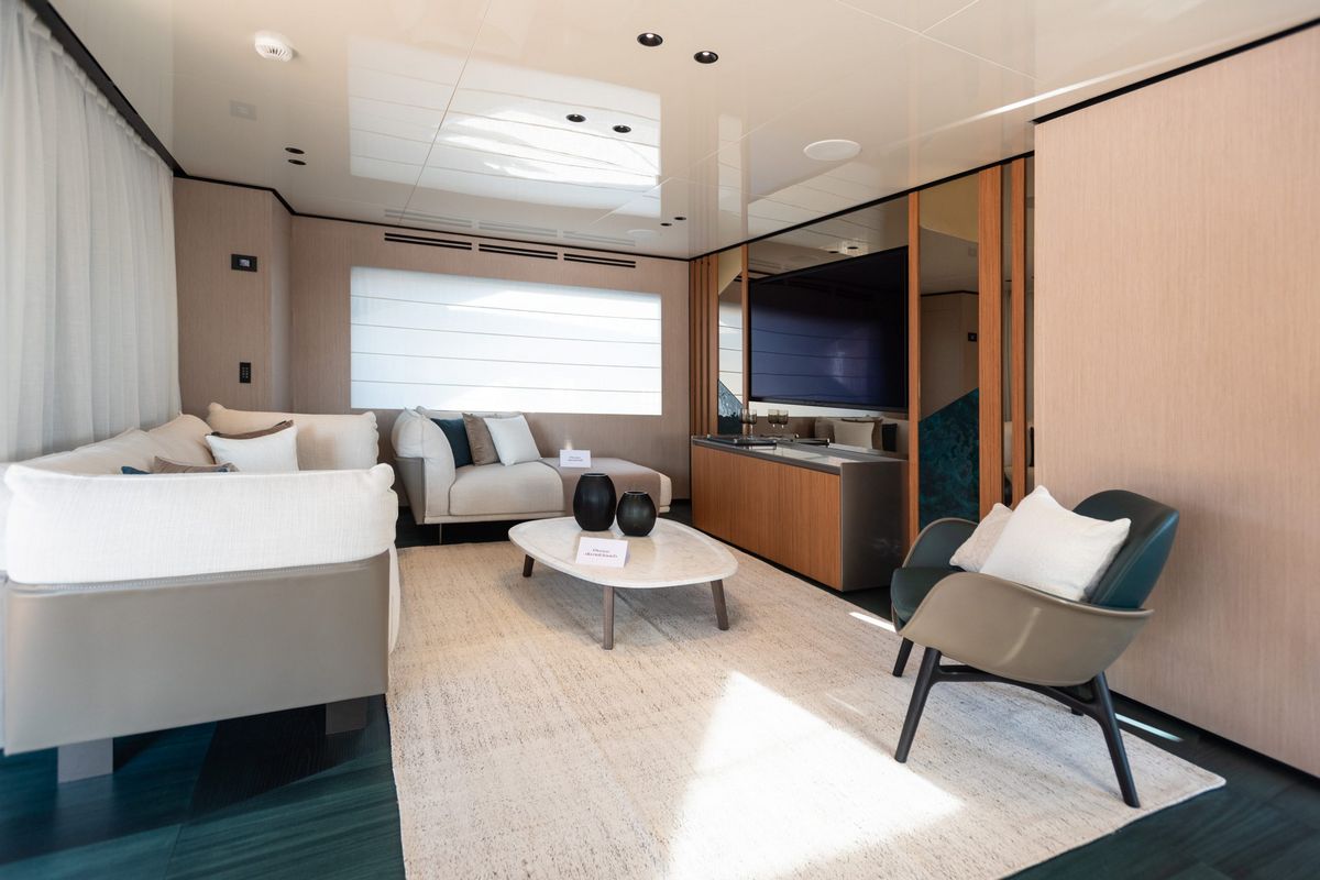 WIDERCAT 92 yacht