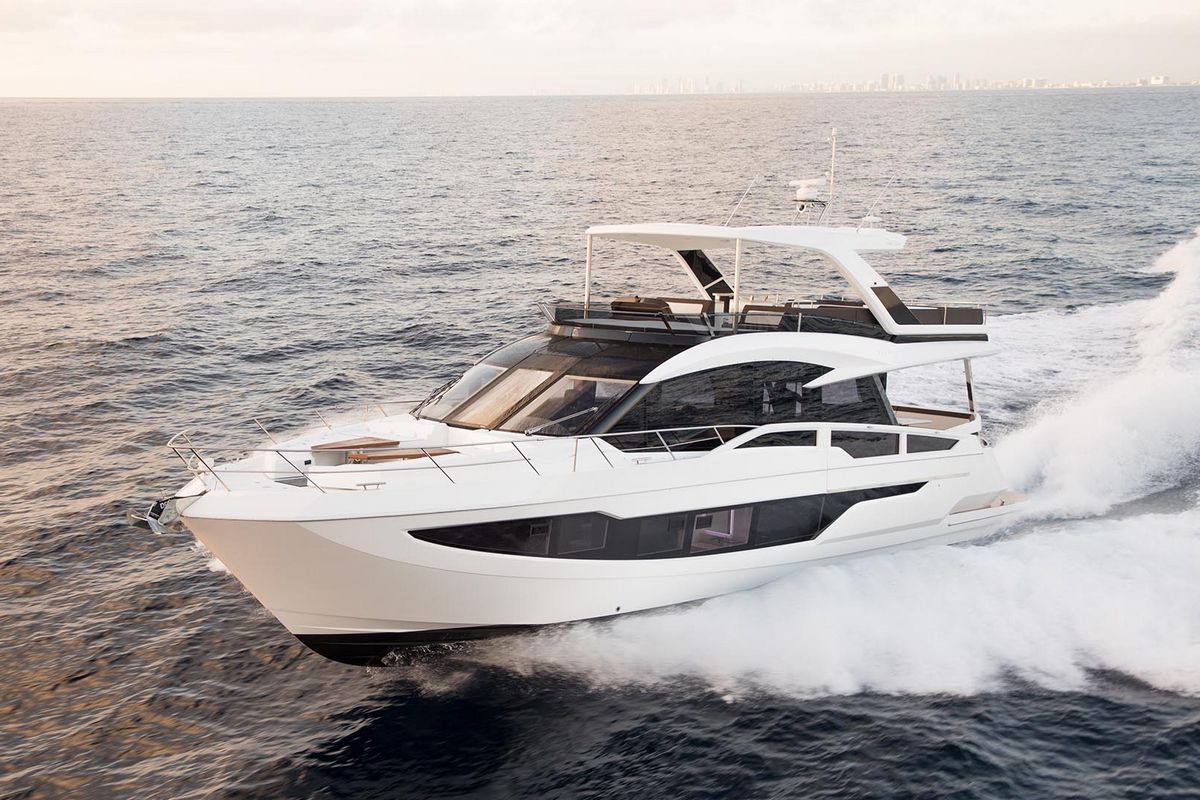 GALEON 640 FLY yacht