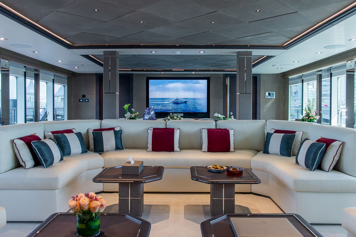 MAJESTY 175 yacht