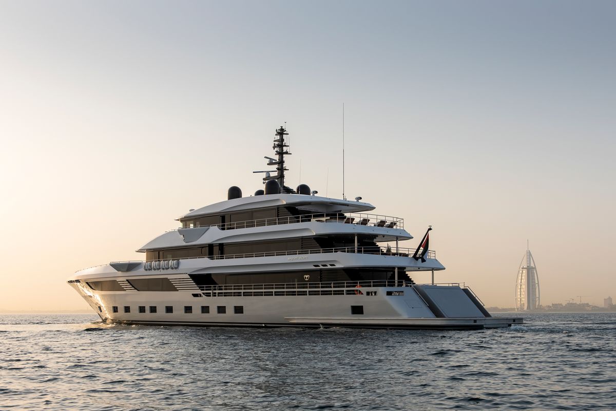 MAJESTY 175 yacht