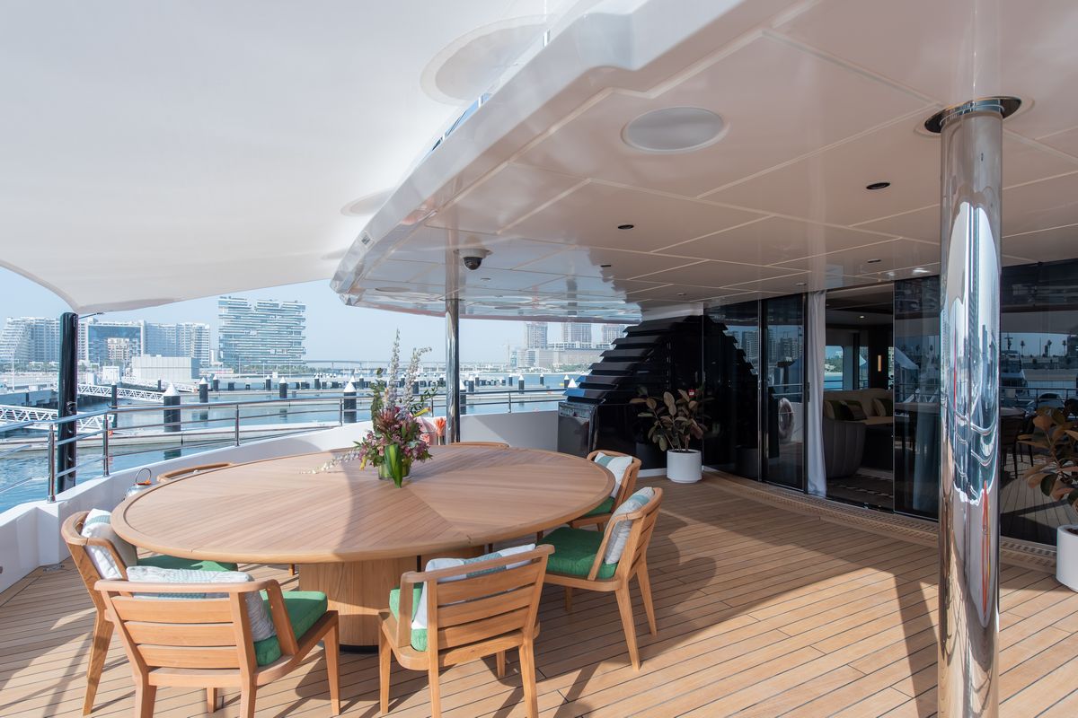 MAJESTY 175 yacht