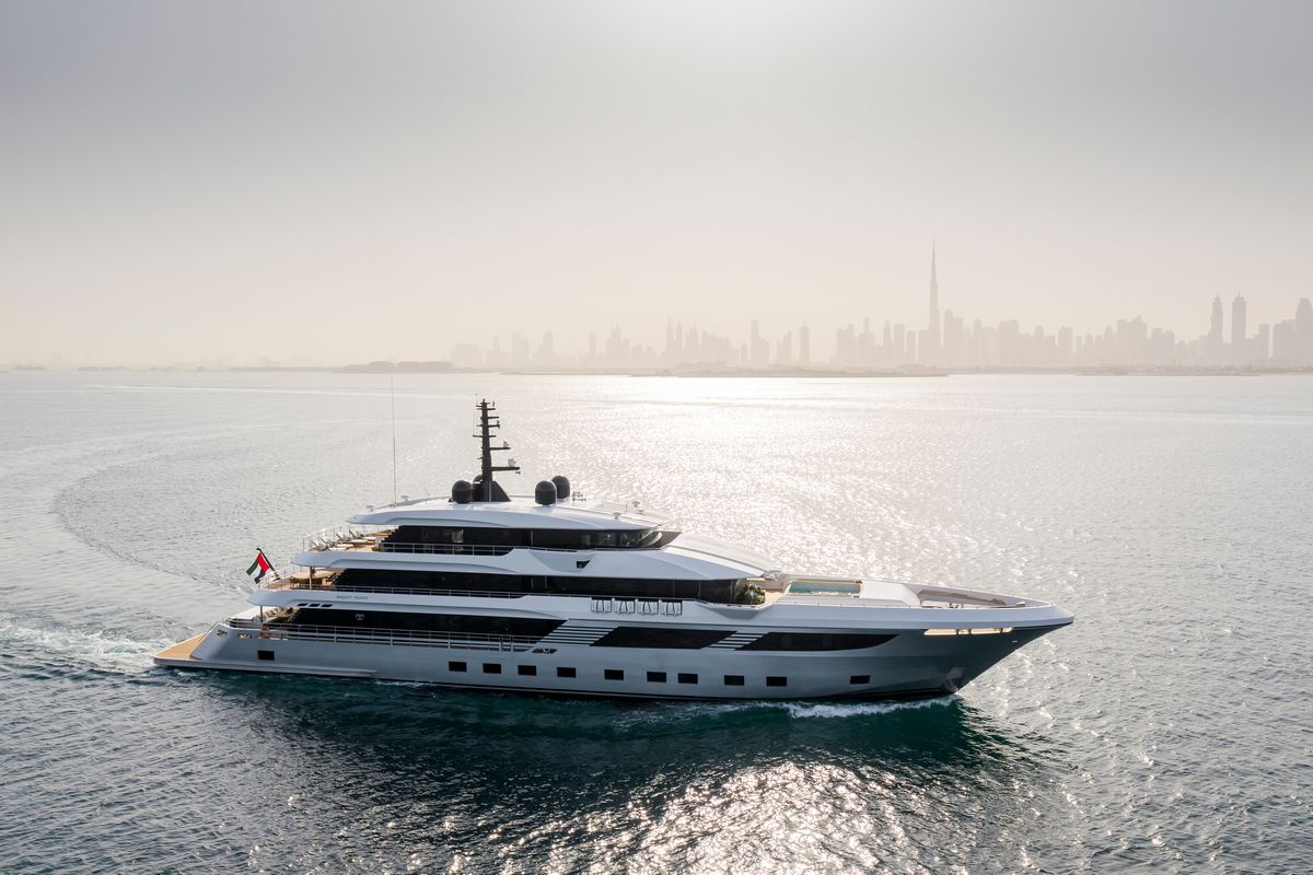 MAJESTY 175 yacht