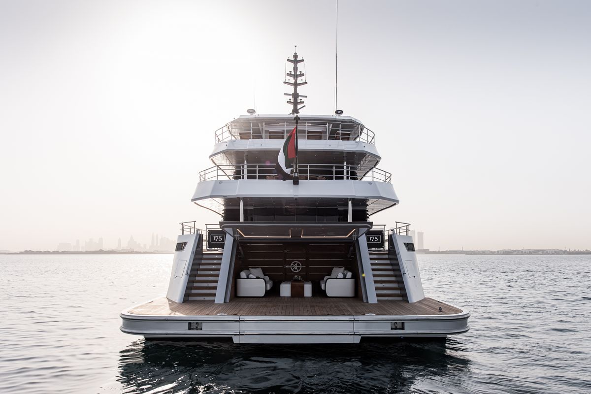 MAJESTY 175 yacht