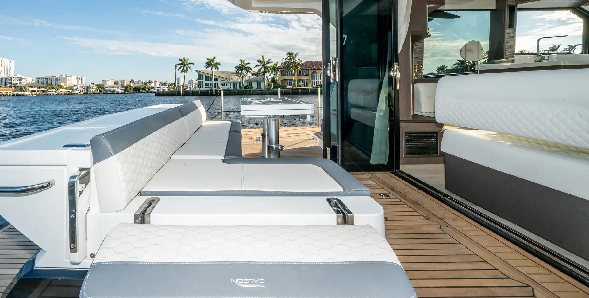 GALEON 400 FLY yacht