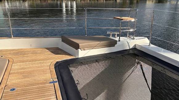 SUNREEF 60 SAILING yacht