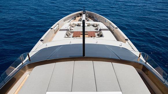 VERTIGE yacht