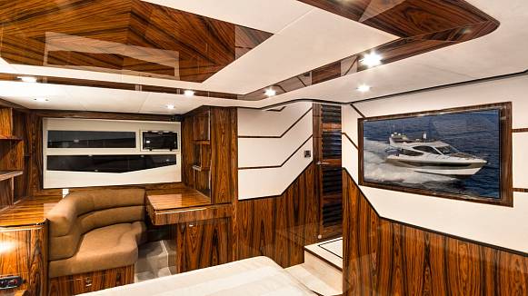 GALEON 550 FLY yacht