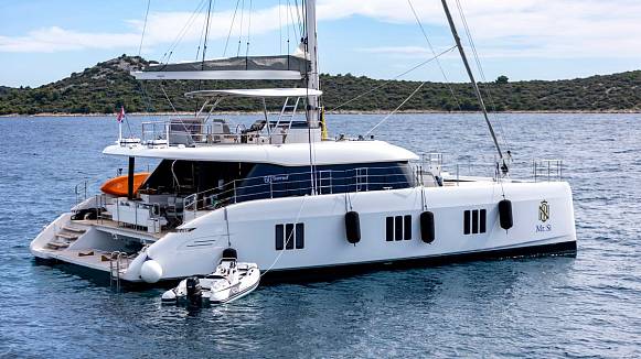 SUNREEF 60 SAILING yacht