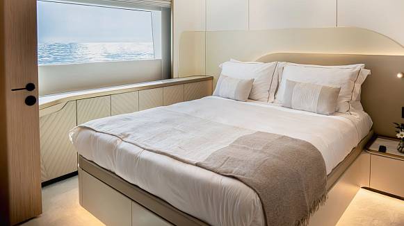 MAJESTY 100 TERRACE yacht