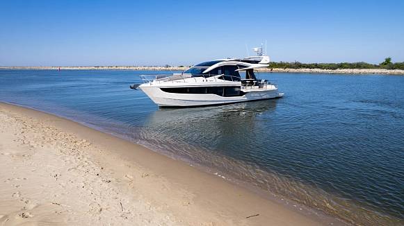 GALEON 510 SKY yacht