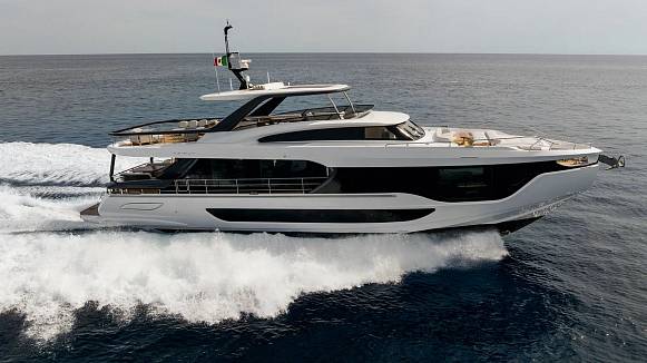 AZIMUT GRANDE 26 M yacht