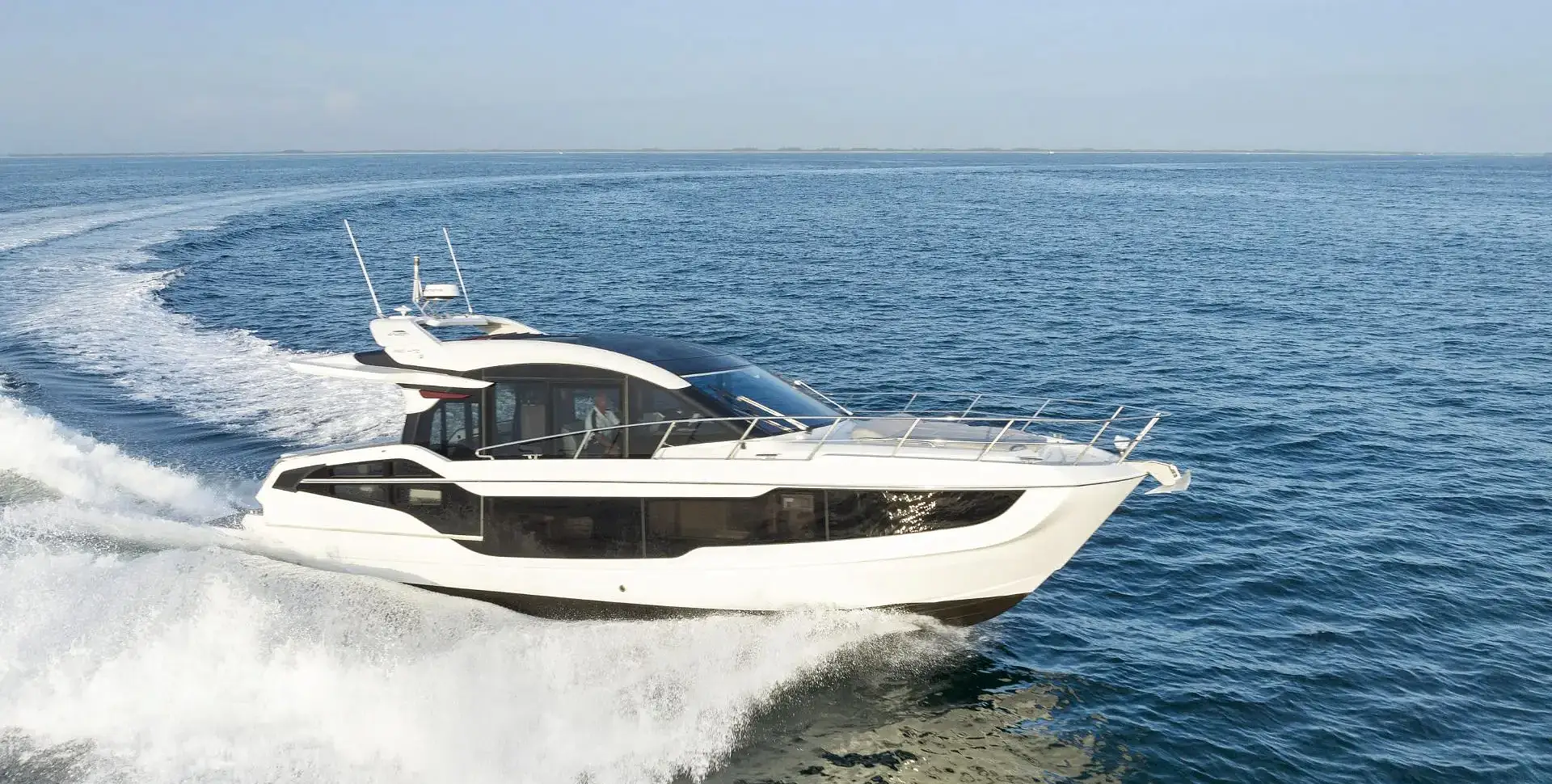 GALEON 450 HTC yacht