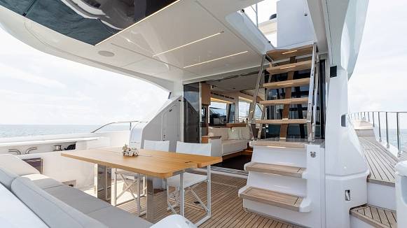 KATRIN I yacht