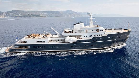 LEGEND yacht