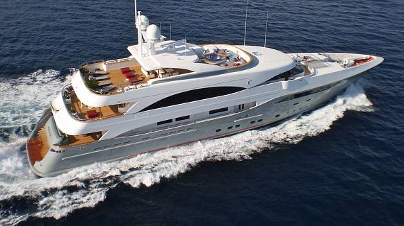 ARMADA yacht