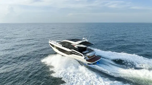 GALEON 450 HTC yacht