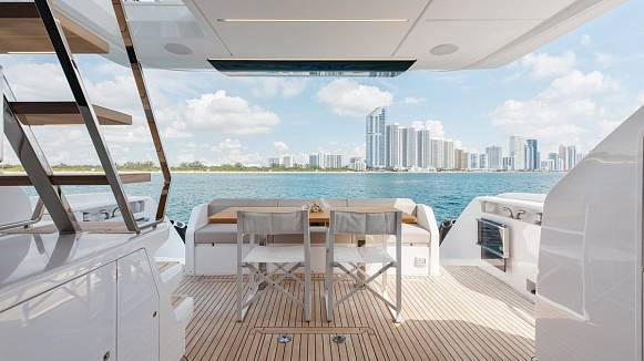 KATRIN I yacht