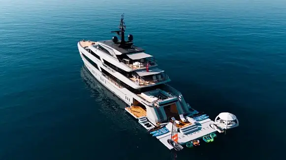 VIRTUOSITY yacht