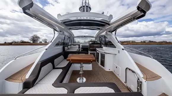 GALEON 405 HTS yacht