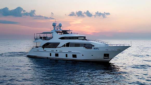 BENETTI DELFINO 93 yacht