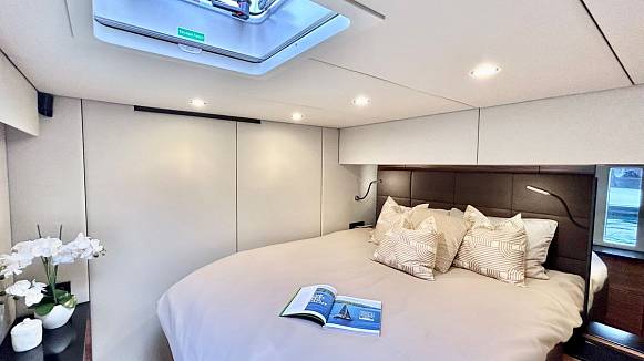 SUNREEF 50 SAILING yacht