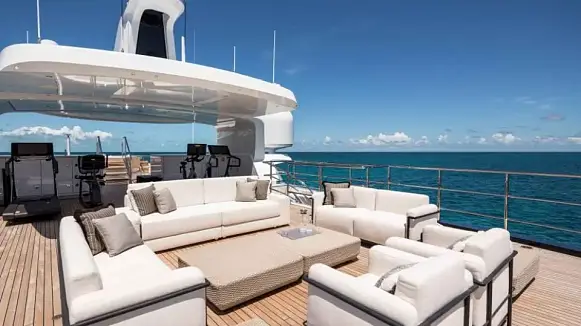 CALEX yacht