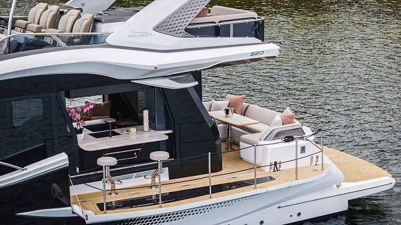 GALEON 520 FLY yacht