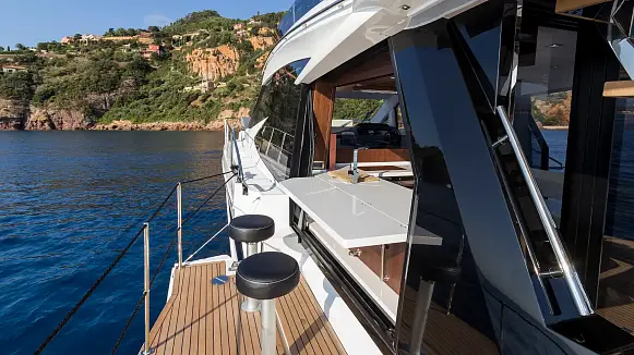 GALEON 500 FLY yacht