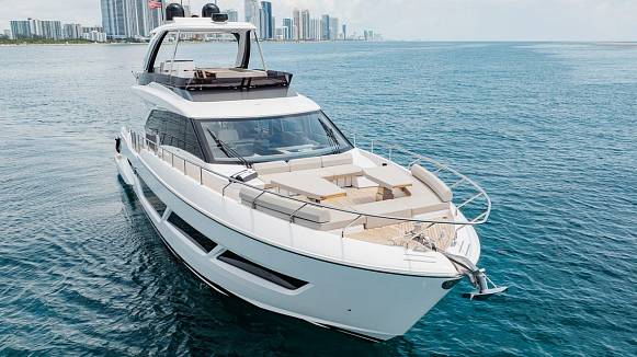 KATRIN I yacht