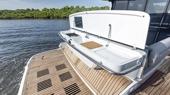 GALEON 450 HTC yacht