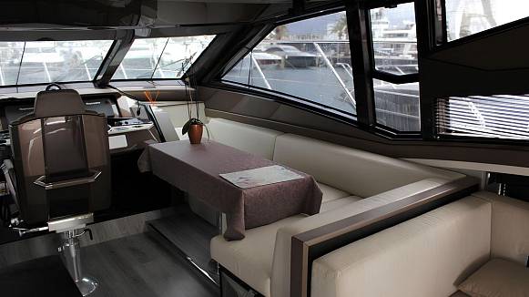 MARQUIS 630 SPORT yacht