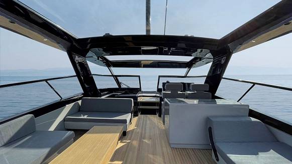 FIART P58 yacht