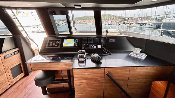 SUNREEF 50 SAILING yacht