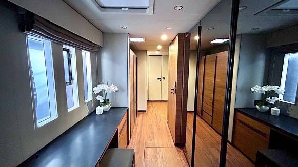 SUNREEF 50 SAILING yacht