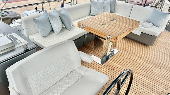 SUNREEF 50 SAILING yacht