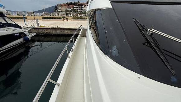 DOMINATOR 640 S yacht