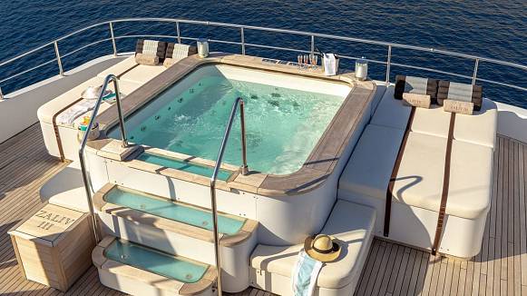 ZALIV III yacht