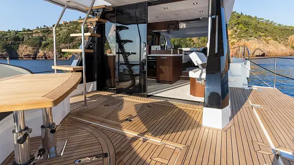GALEON 500 FLY yacht