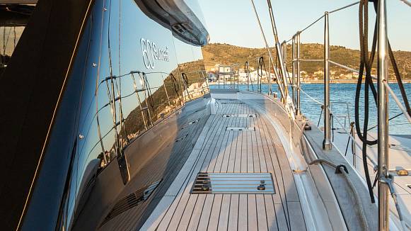 SUNREEF 60 SAILING yacht