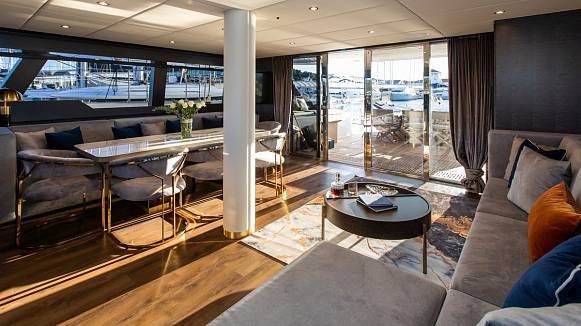 SUNREEF 60 SAILING yacht