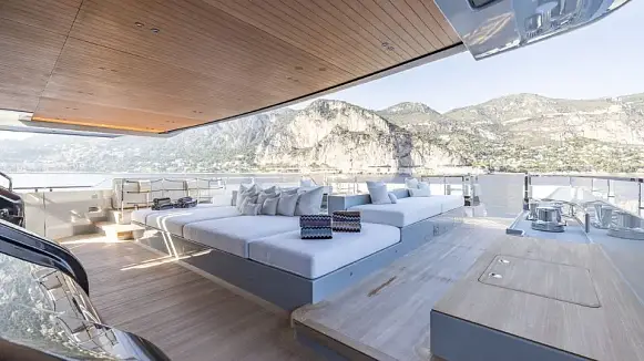 VIRTUOSITY yacht