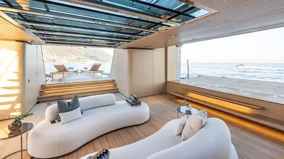 VIRTUOSITY yacht