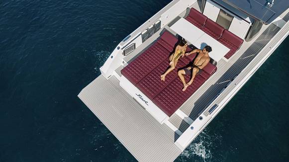 Fiart 43 Seawalker yacht