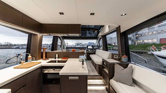 GALEON 510 SKY yacht