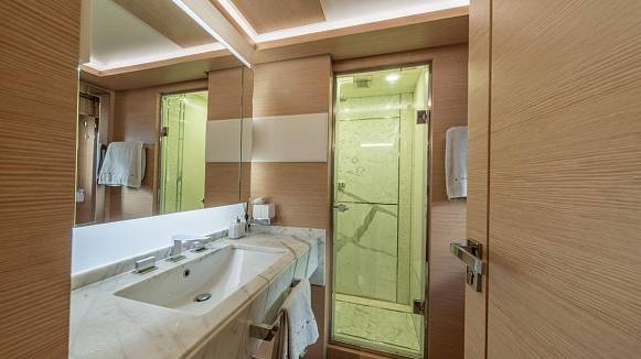 BENETTI DELFINO 93 yacht