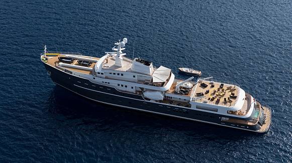 LEGEND yacht