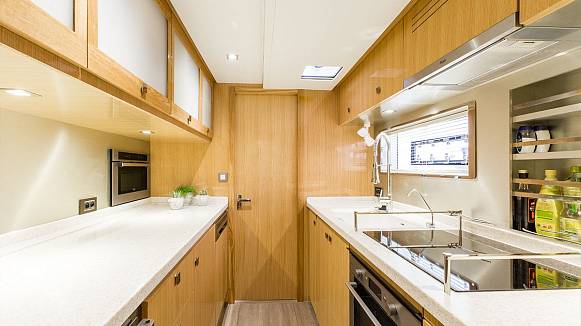 PRIVILEGE SERIE 6 yacht