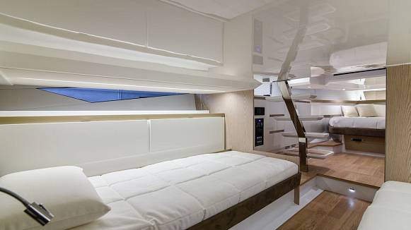 Fiart Seawalker 35 yacht