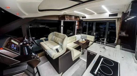 GALEON 410 HTC yacht